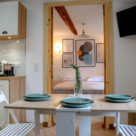 Luxurious & Calm Flat In Heart Of Old *