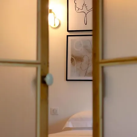 Aubernon Luxurious, Newly Renovated Flat In Heart Of Old * Antibes