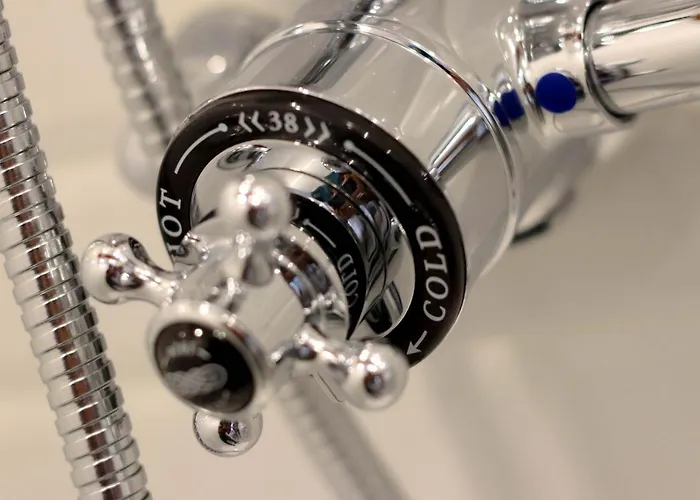 Luxurious & Calm Flat In Heart Of Old